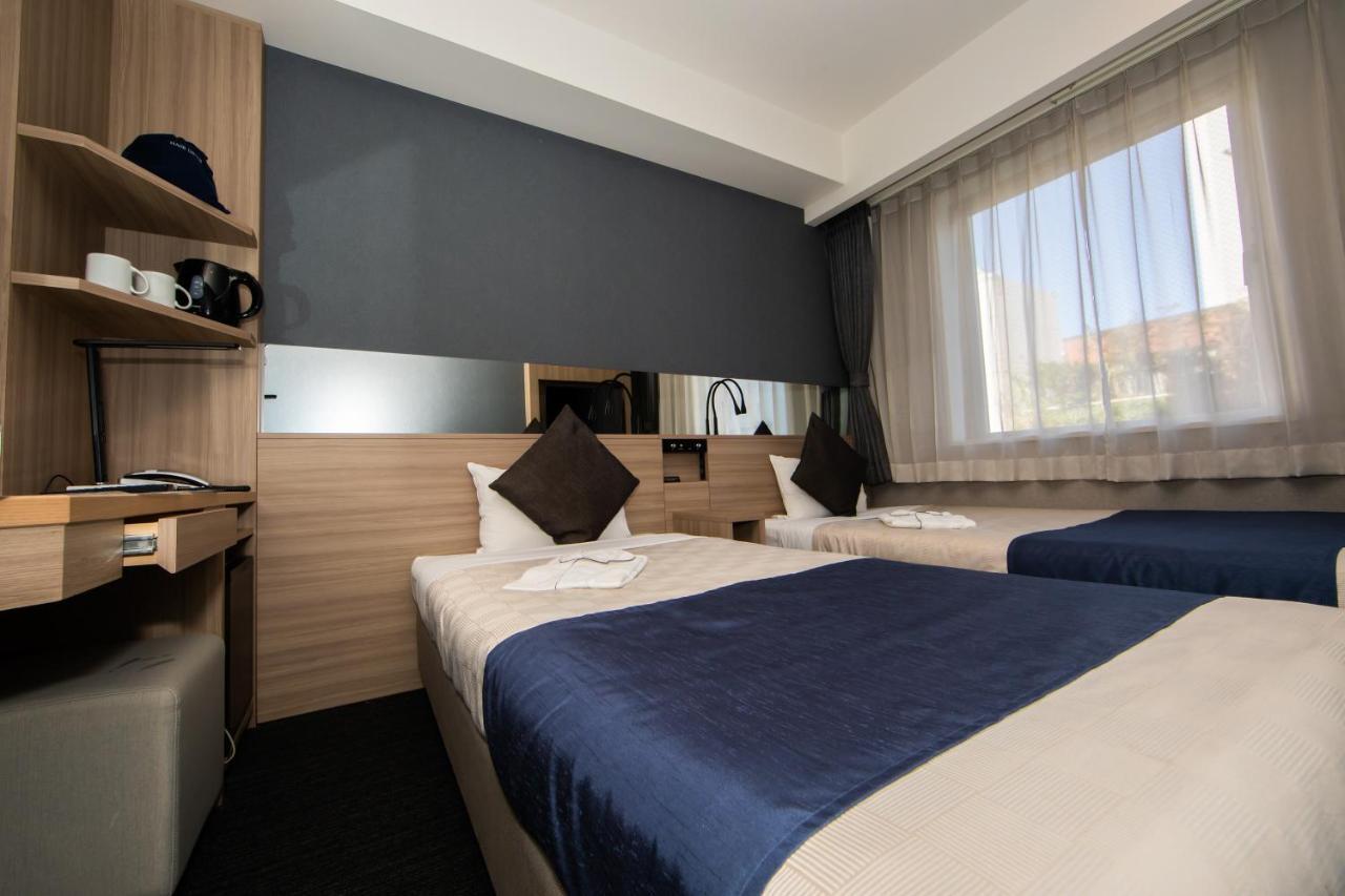 Quintessa Hotel Osaka Shinsaibashi Comic & Books Экстерьер фото