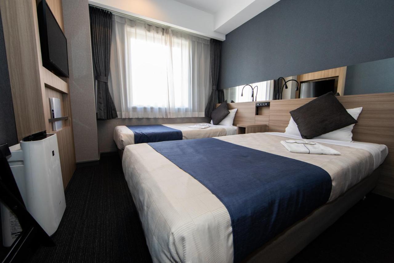 Quintessa Hotel Osaka Shinsaibashi Comic & Books Экстерьер фото